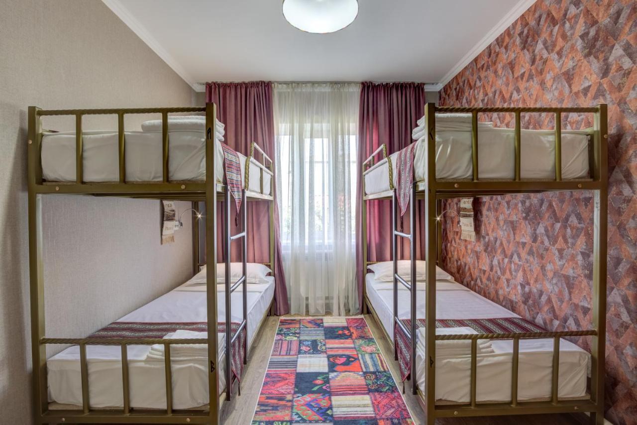 Ordo Hotel Karakol Exterior foto
